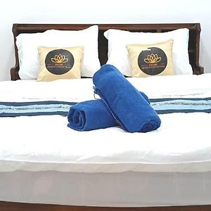 Standard Zimmer mit Kingsize-Bett